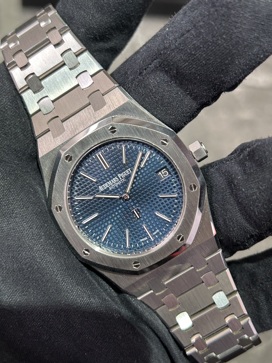 AUDEMARS PIGUET(オーデマピゲ) ロイヤルオークエクストラシン【2018年1月印】【中古美品】【15202ST.OO.1240ST.01.A】