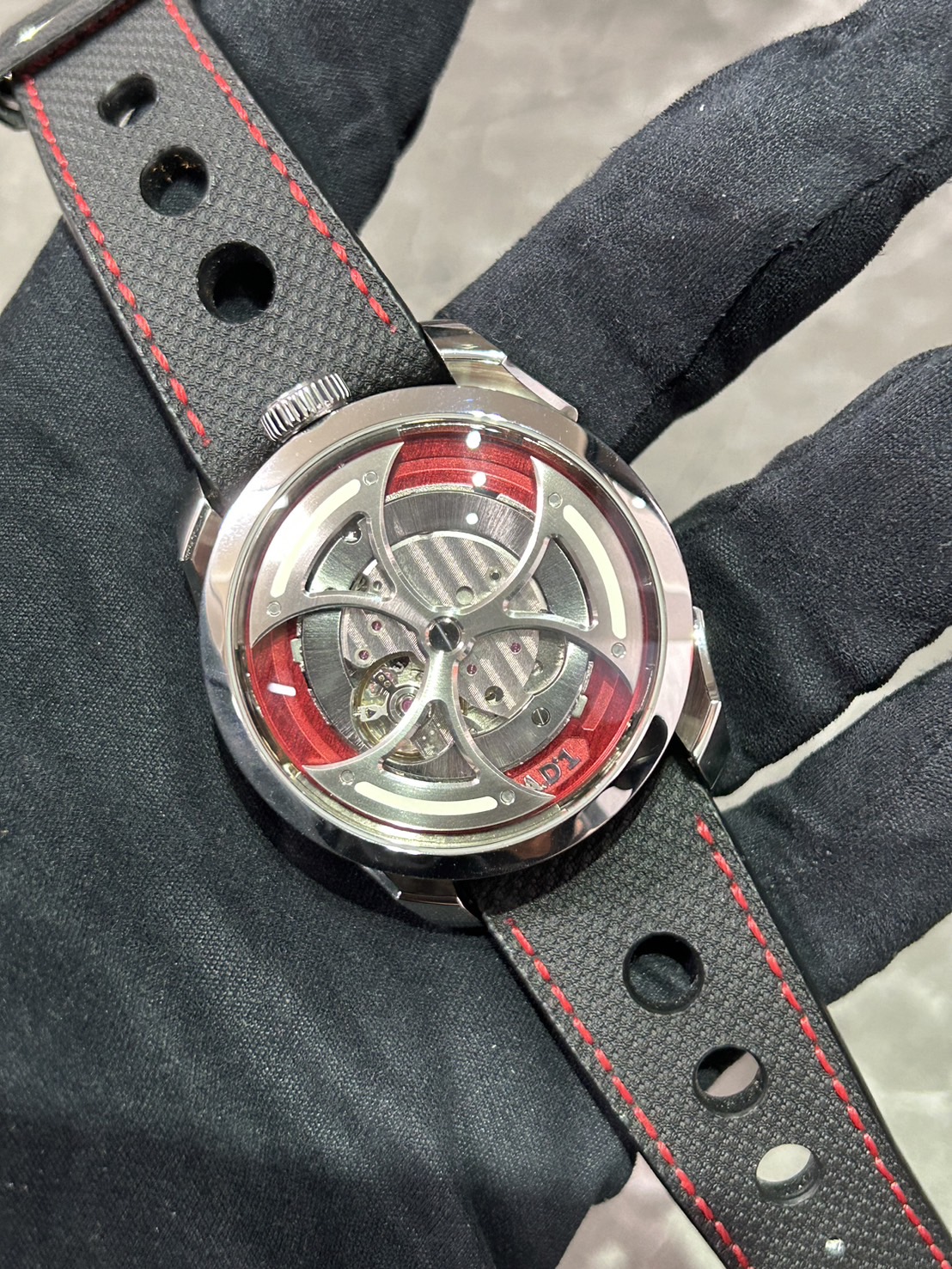 MB&F(エムビーアンドエフ)・M.A.D.1 Red】【極美品中古】【M.A.D.1】