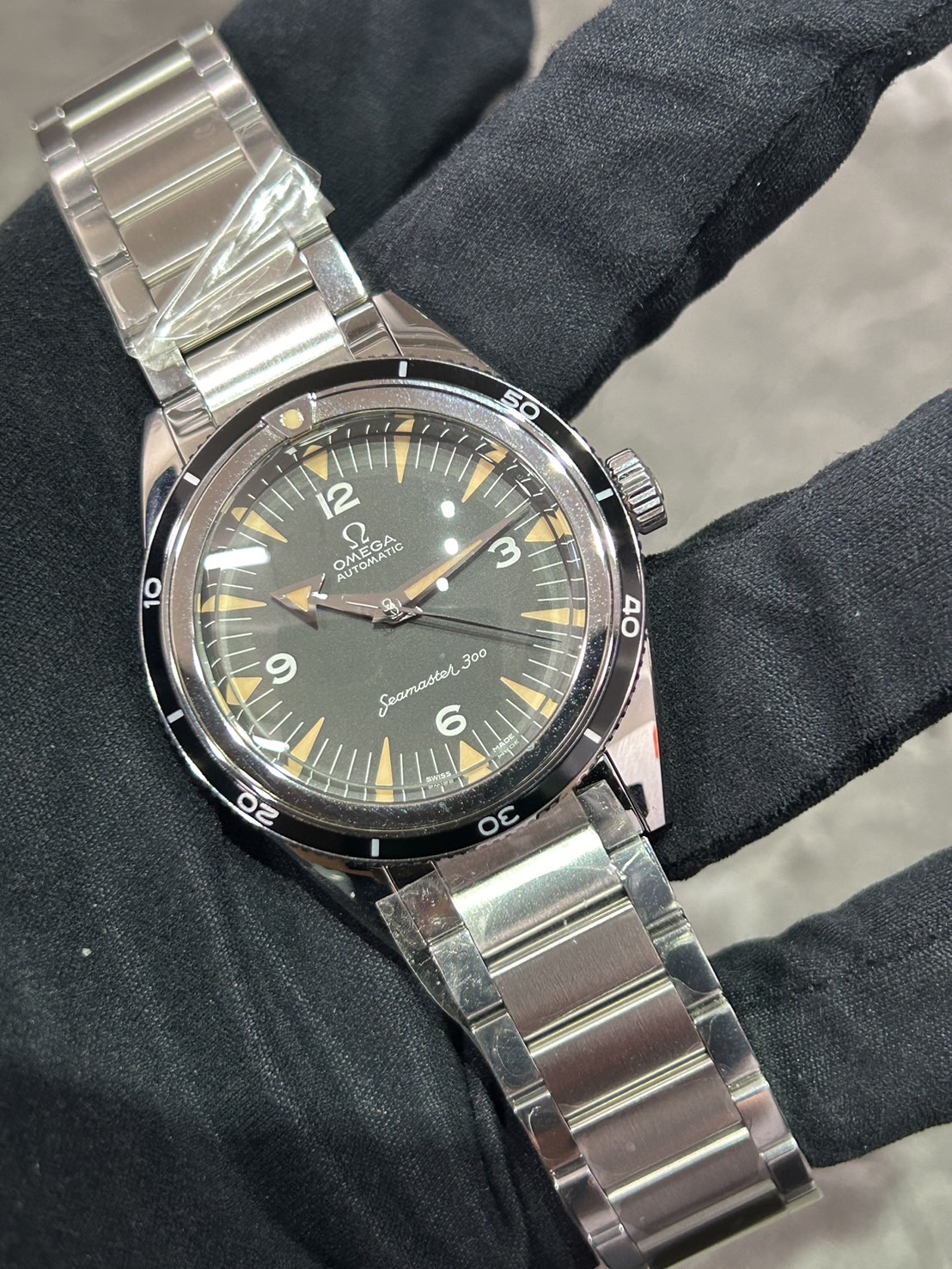 OMEGA（オメガ）シーマスター300 トリロジー1957【2021年10月印】【中古美品】【234.10.39.20.01.001】 / 小さな時計 屋さん