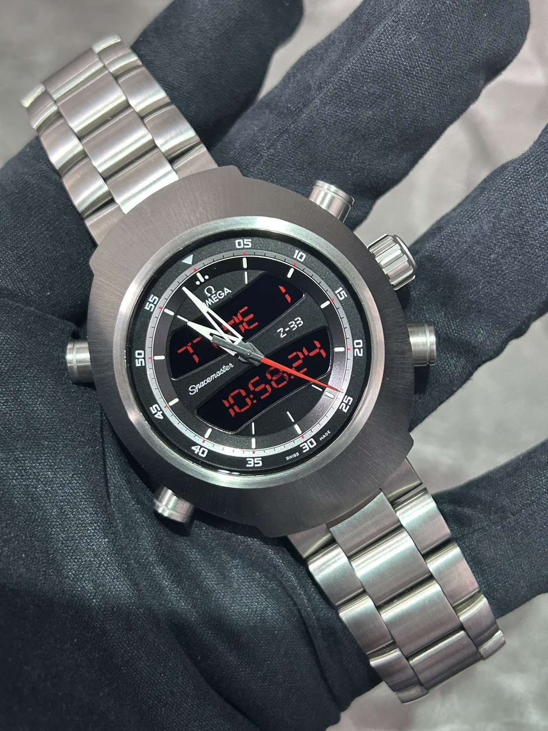 【チタンブレス付き】OMEGA(オメガ) スペースマスター Z-33　【2022年3月印】【中古美品】【325.92.43.79.01.001】