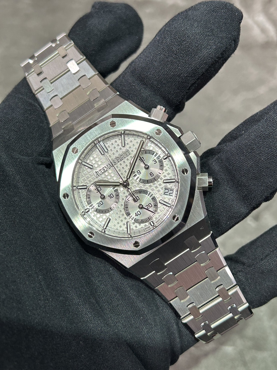 AUDEMARS PIGUET(オーデマピゲ) ロイヤルオーク【2023年4月印】【極美品】【26240ST.OO.1320ST.07】