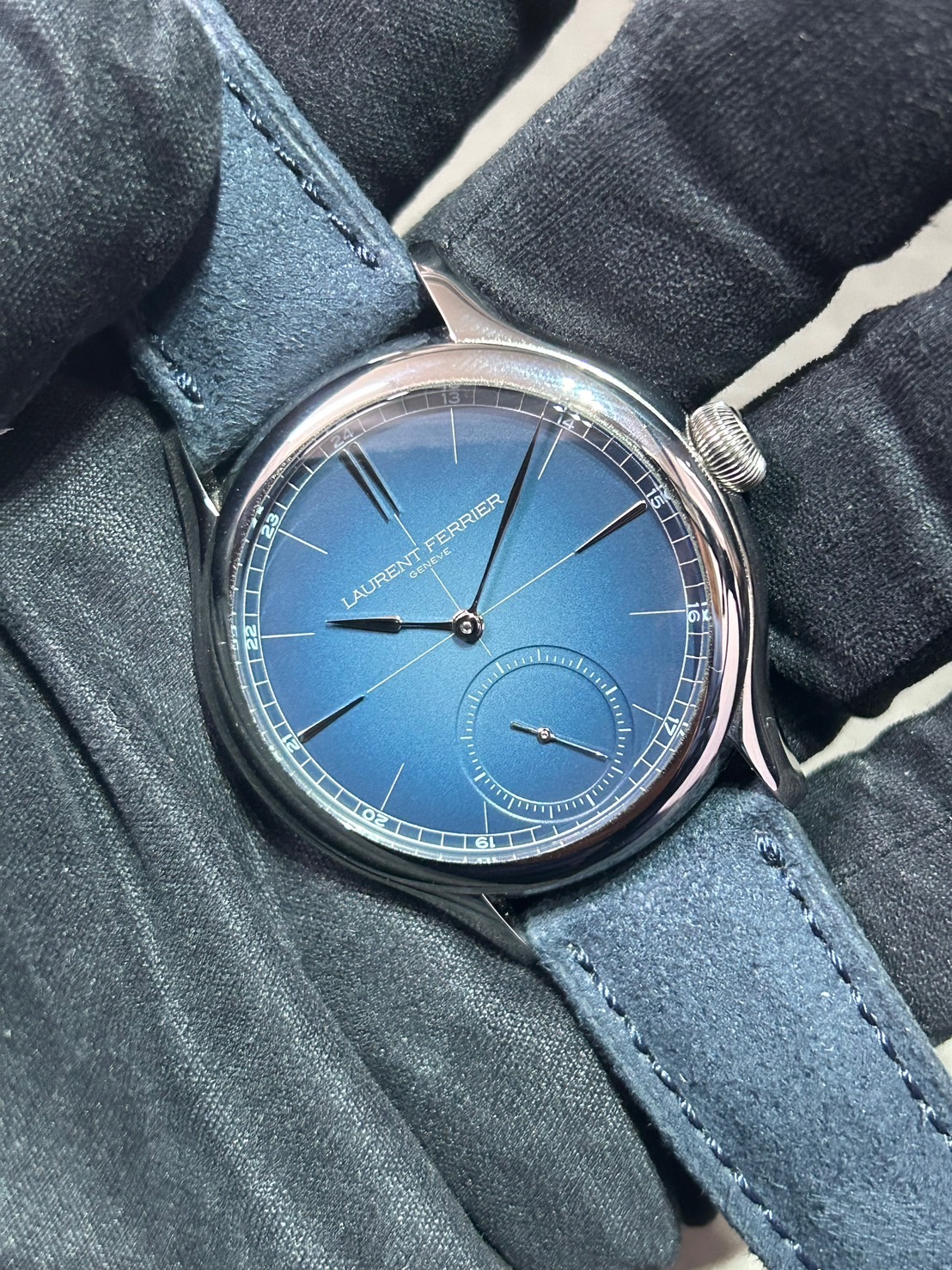 LAURENT FERRIER(ローランフェリエ) クラシック オリジン【2023年4月印】【中古美品】【LCF036.TI.CG.1】