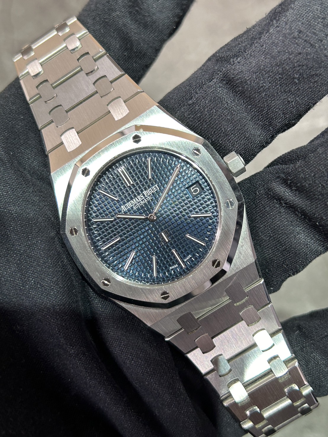 AUDEMARS PIGUET(オーデマピゲ) ロイヤルオークエクストラシン【2019年1月印】【中古美品】【15202ST.OO.1240ST.01.A】