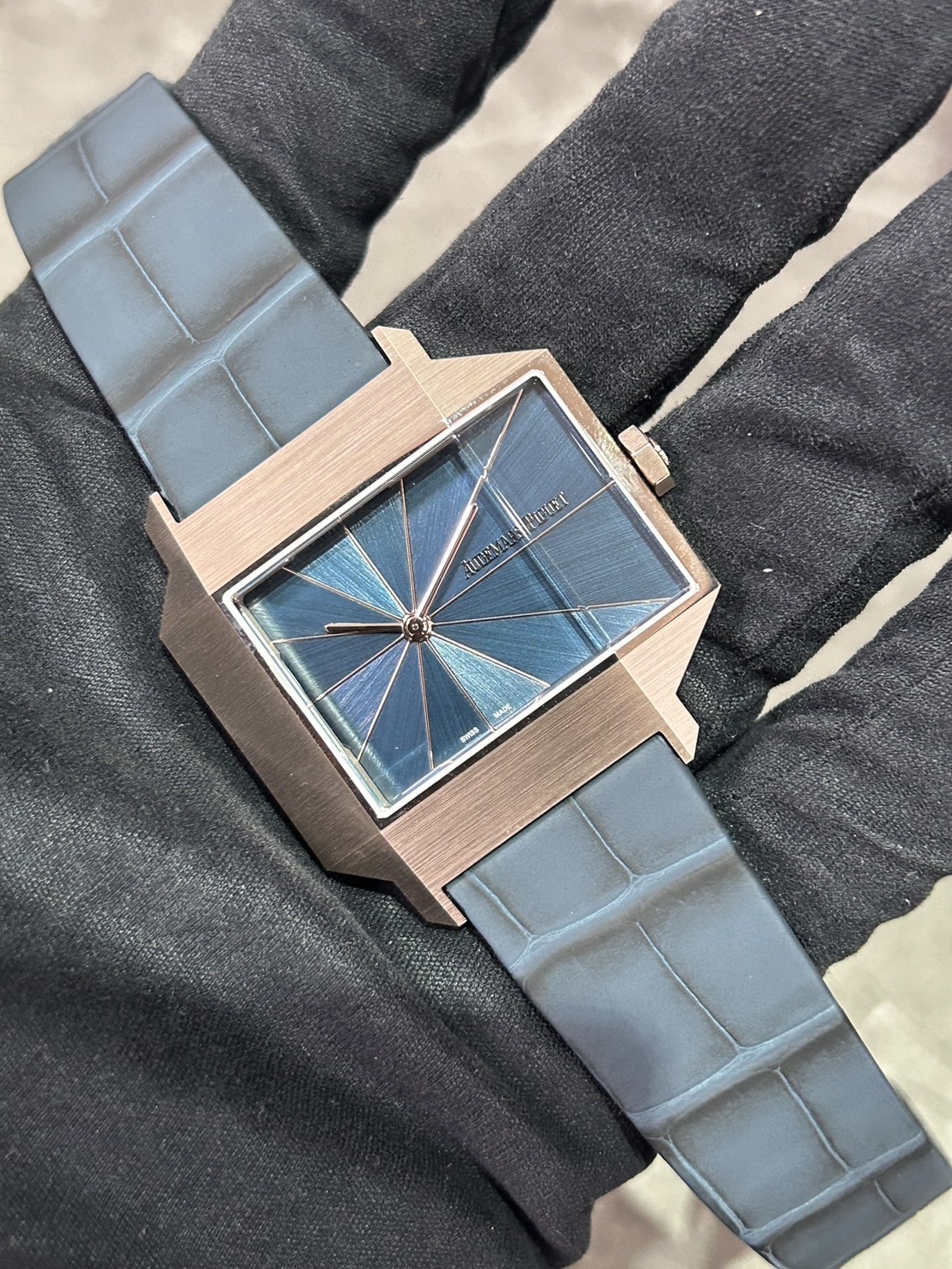 【限定250本】AUDEMARS PIGUET(オーデマピゲ) リマスター02 オートマティック【2024年6月印】【極美品中古】【15240SG.OO.A347CR.01】