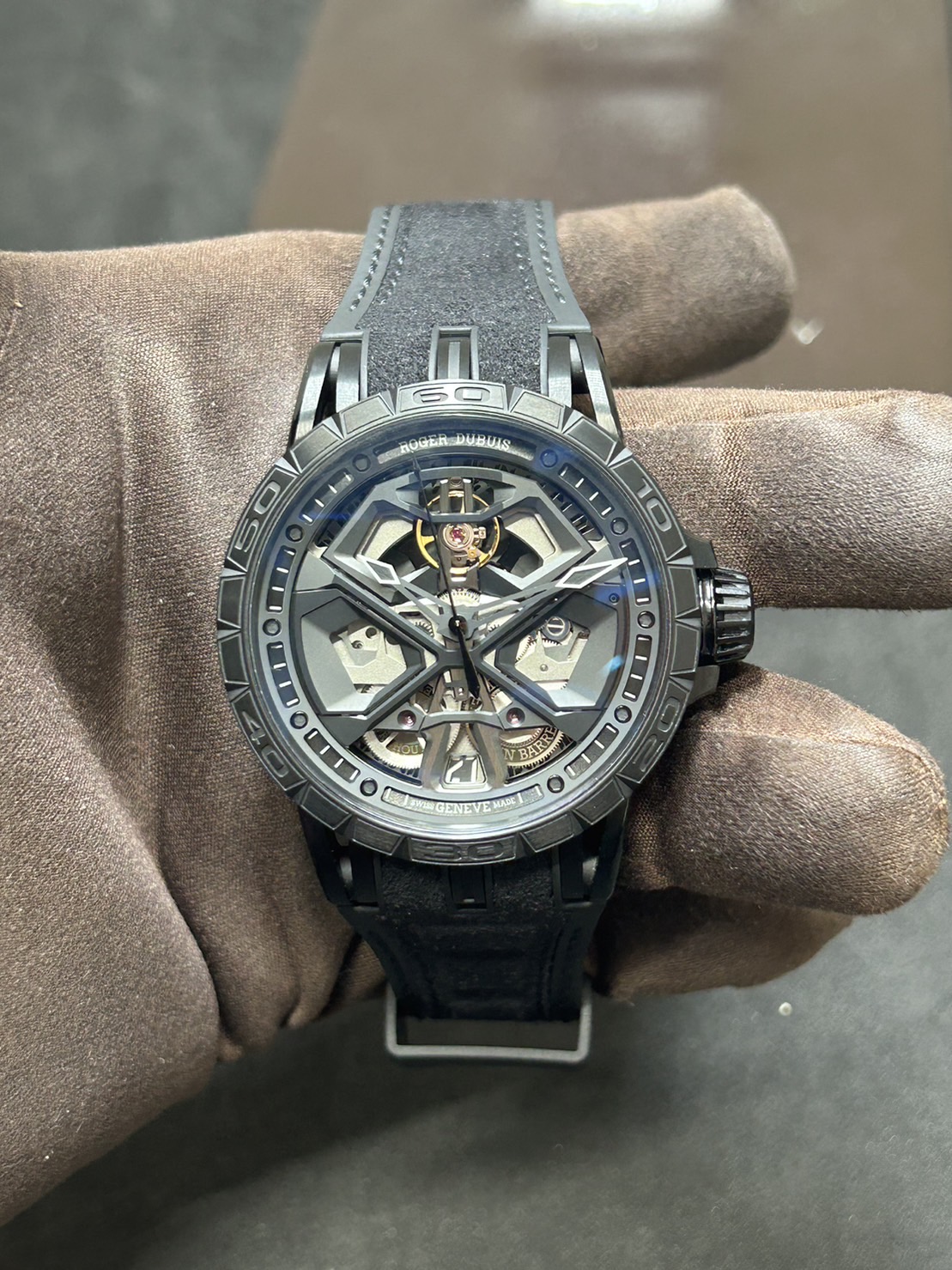 新入荷 ROGER DUBUIS 純正ストラップ⭐︎アルカンターラ&ラバー - 時計